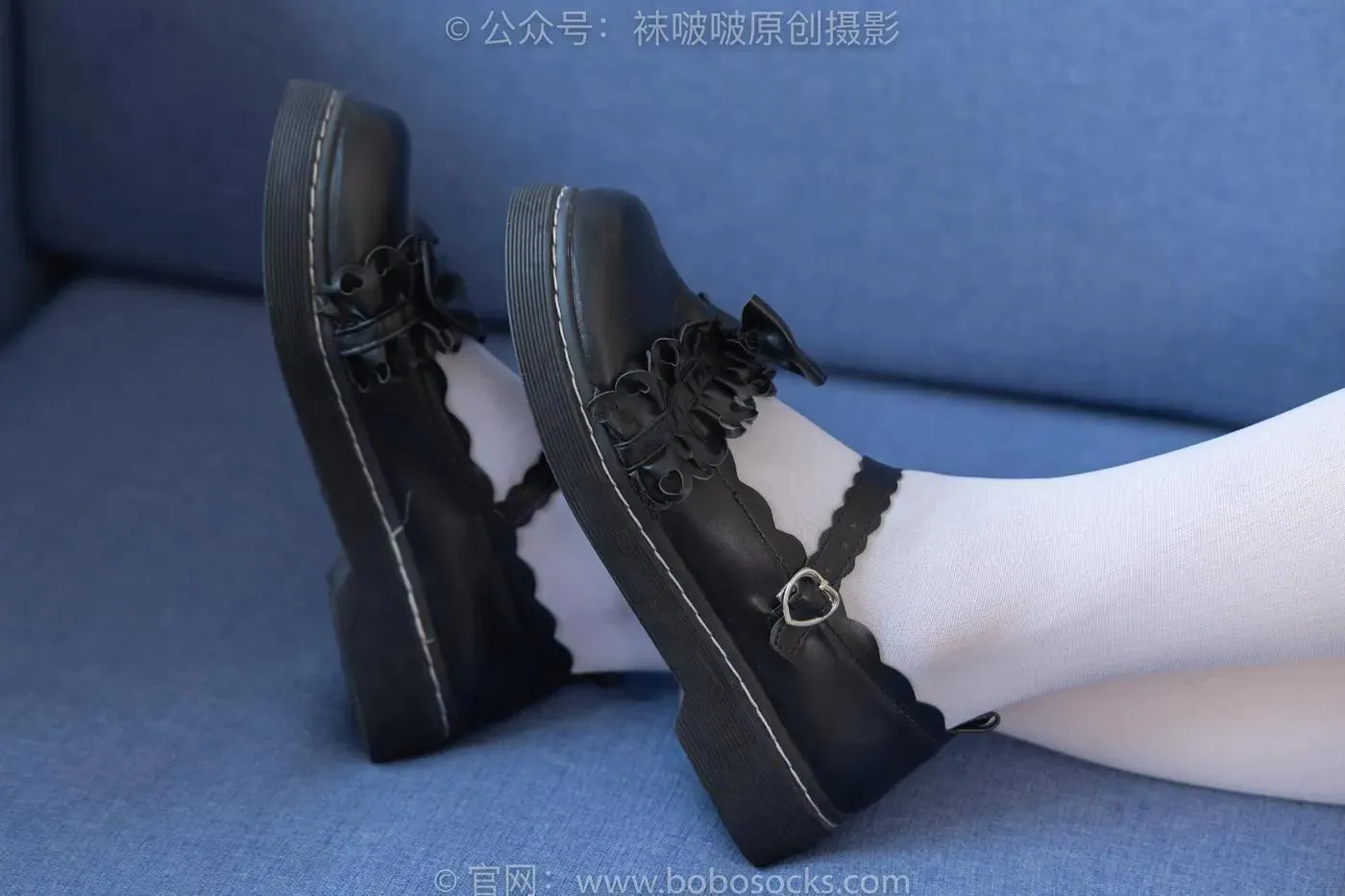 [BoBoSocks袜啵啵]NO.160 小淳-匡威板鞋、黑皮鞋、短肉丝、白丝小腿袜 [140P]插图3